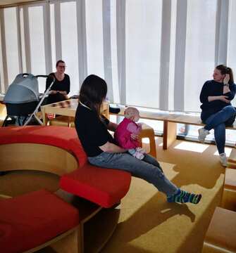 Mesečna srečanja podporne skupine v sklopu programa Dojenju prijazno mesto Ravne na Koroškem (15)